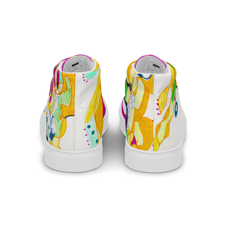 A printed Men’s high top canvas shoes