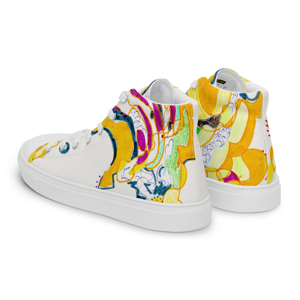 A printed Men’s high top canvas shoes